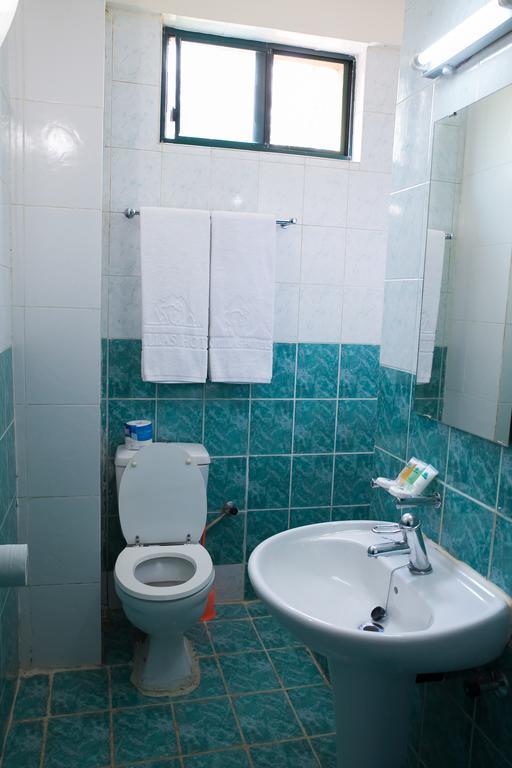 Gorillas City Centre Hotel Kigali Phòng bức ảnh