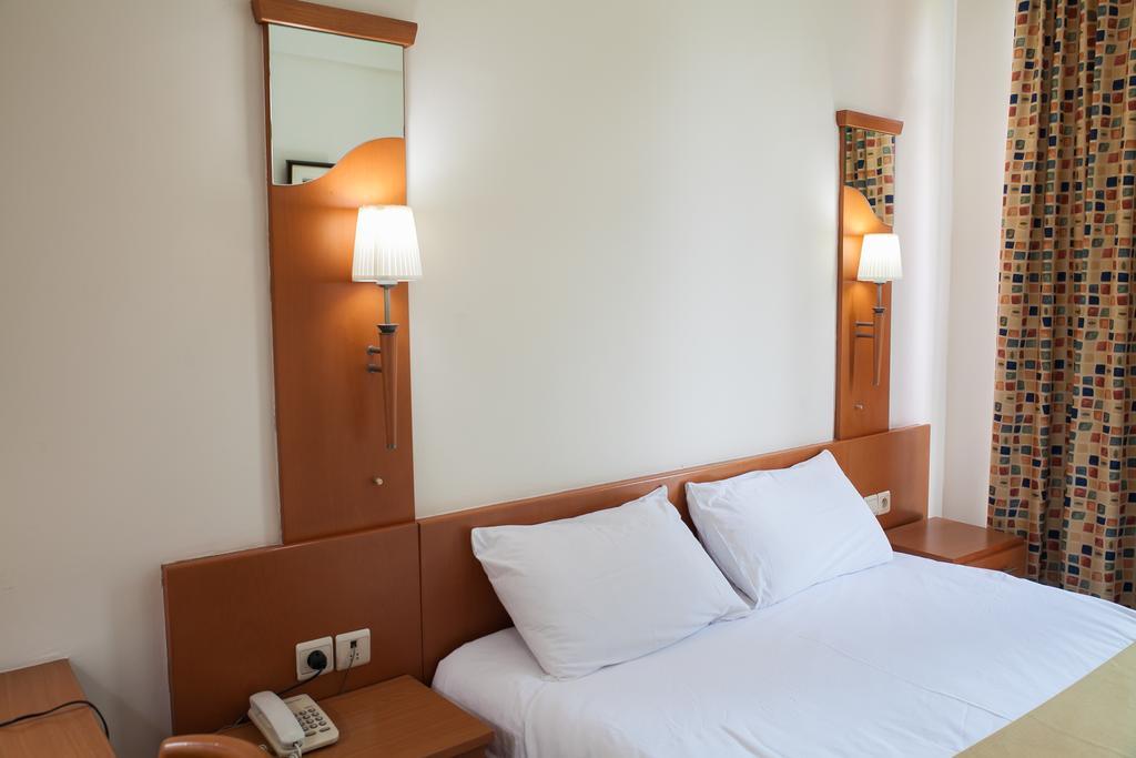 Gorillas City Centre Hotel Kigali Phòng bức ảnh