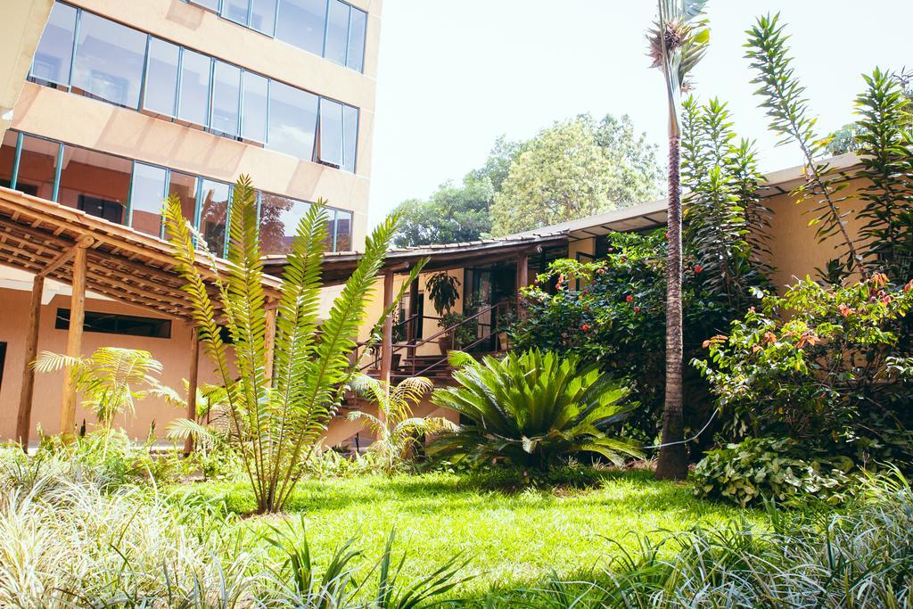 Gorillas City Centre Hotel Kigali Ngoại thất bức ảnh