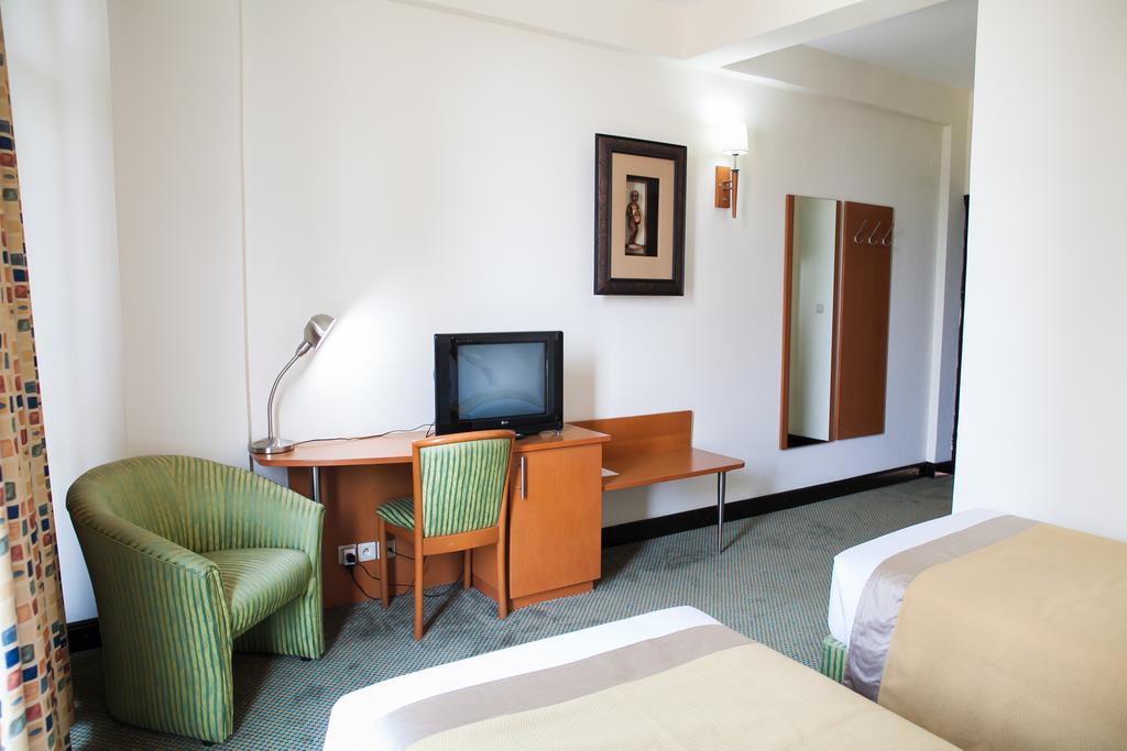 Gorillas City Centre Hotel Kigali Ngoại thất bức ảnh