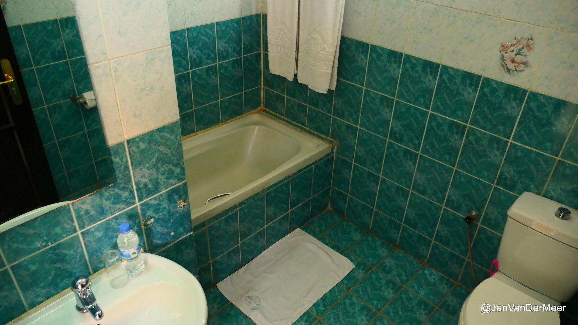 Gorillas City Centre Hotel Kigali Ngoại thất bức ảnh